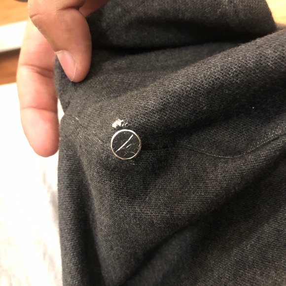 Security tag - Picture 2 of 2